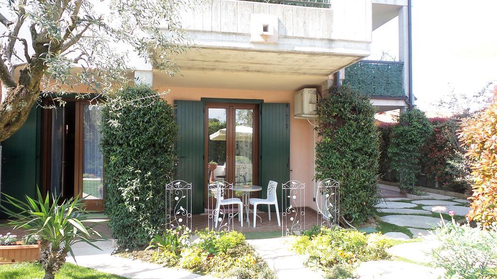 B&B Garda 4U Desenzano del Garda Eksteriør bilde