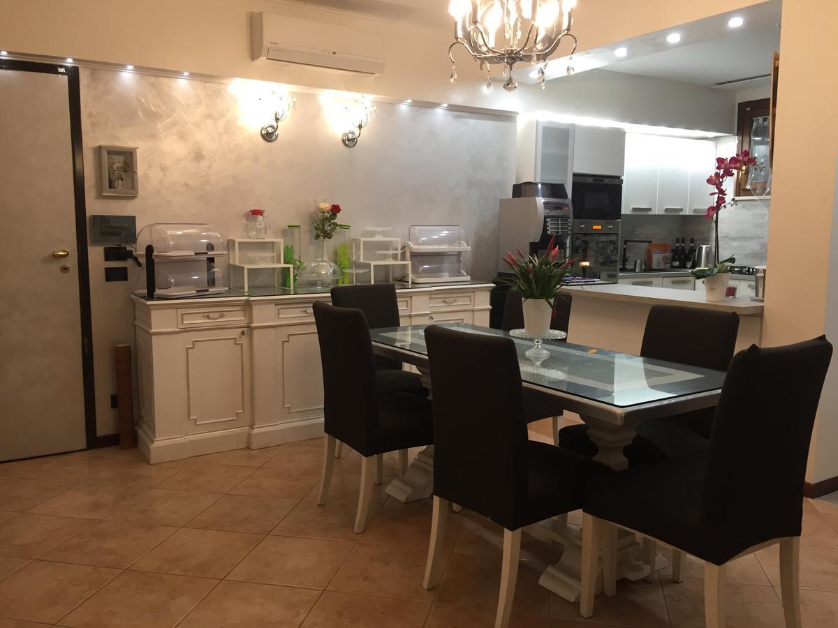 B&B Garda 4U Desenzano del Garda Eksteriør bilde